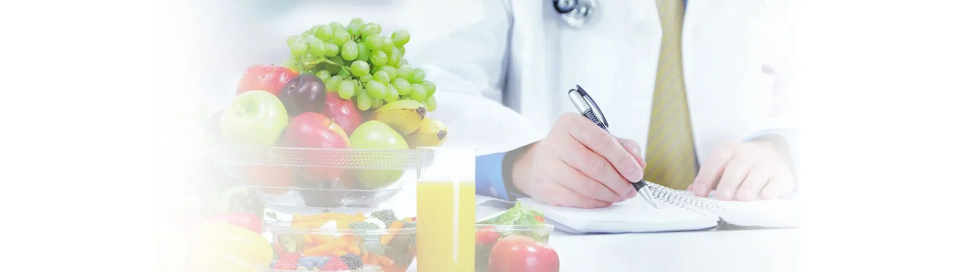 فضای کلینیک مه آرا